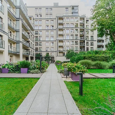 Shortstaypoland Naruszewicza * Varsovia