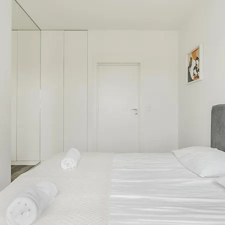 Shortstaypoland Naruszewicza Apartamento *